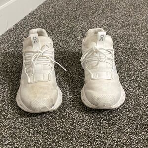 On Cloud Running Shoes